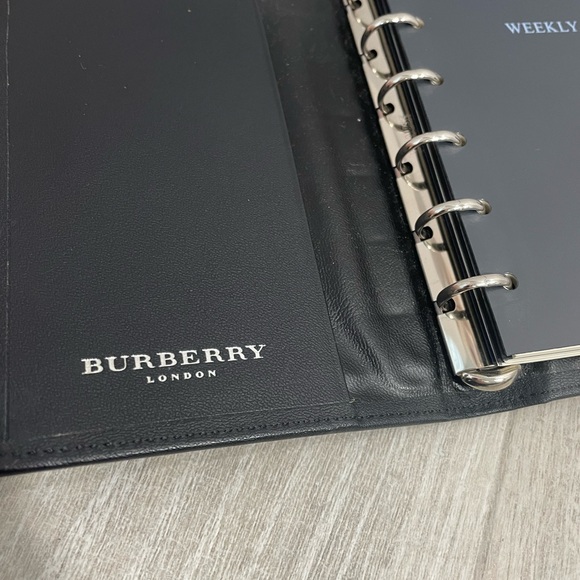 Authentic BURBERRY nova check leather agenda wallet with certificate - Picture 5 of 10